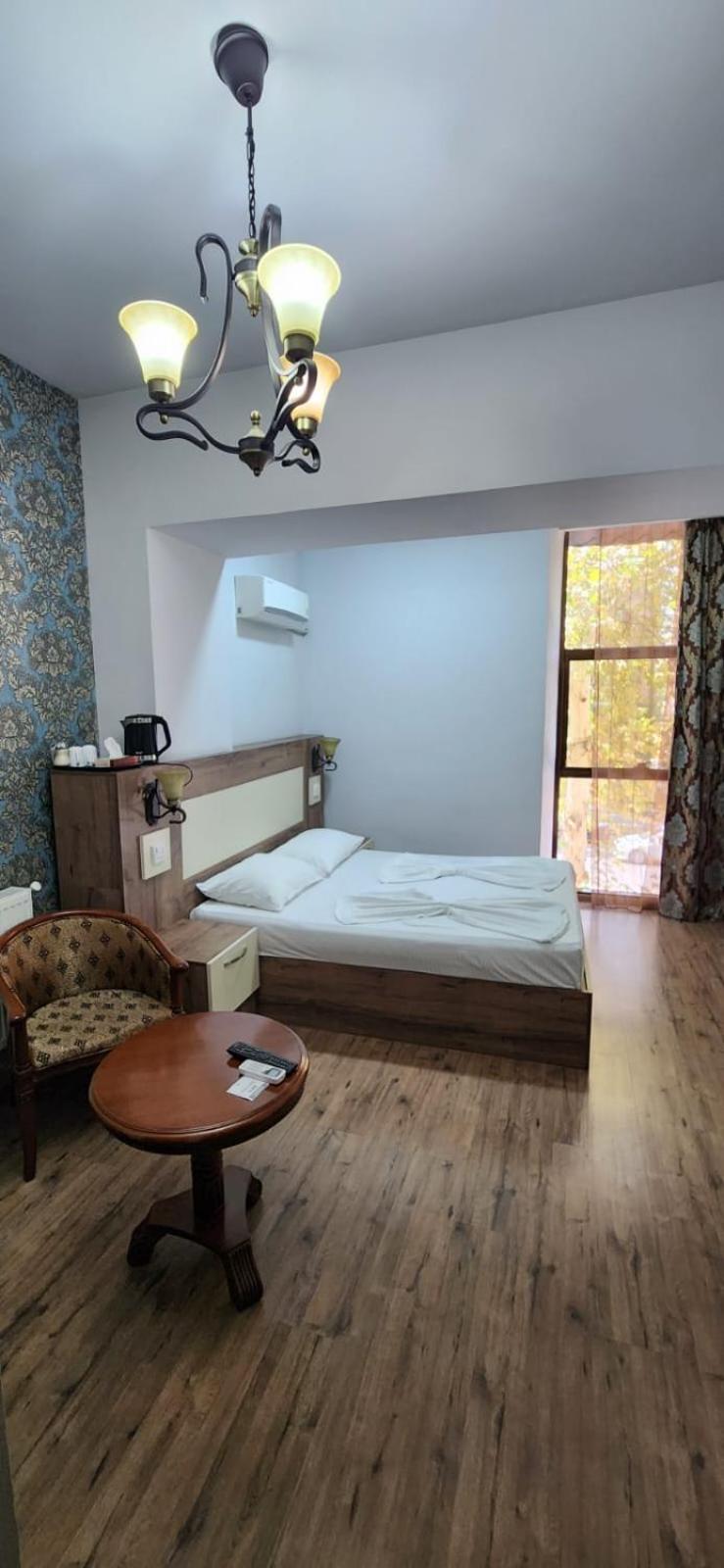 Premium Hotel Jerevan Eksteriør billede